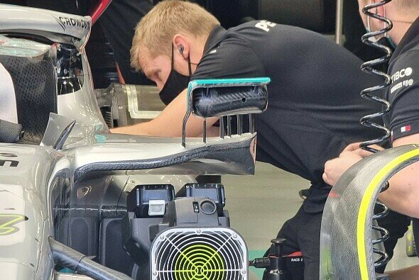 Mercedes hat mit seinem radikalen Update für den Bahrain-Test alle Blicke auf sich gezogen - Foto: Motorsport-Magazin.com
