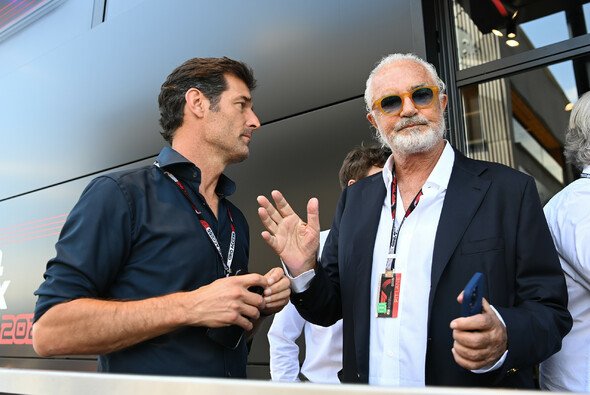 Mark Webber und Flavio Briatore heute in Monaco - Foto: LAT Images