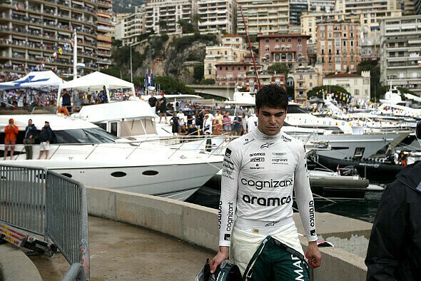 Stroll war nach seinem Ausfall mehr als geknickt - Foto: LAT Images