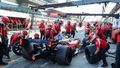 30.000 Euro! Ferrari kassiert Geldstrafe nach Lewis Hamiltons Boxenstopp-Horror