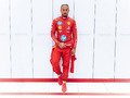 Formel 1 Live: Erste Ausfahrt mit Ferrari! Lewis Hamilton gibt Debüt in Rot. 