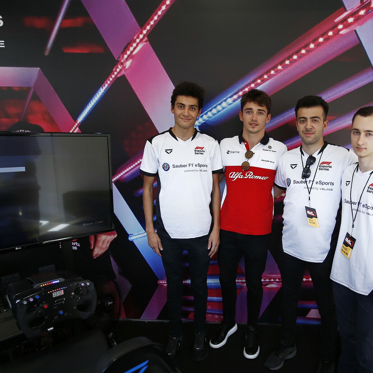 Formel 1 eSports 2018 Sauber holt türkisches Brüder-Duo