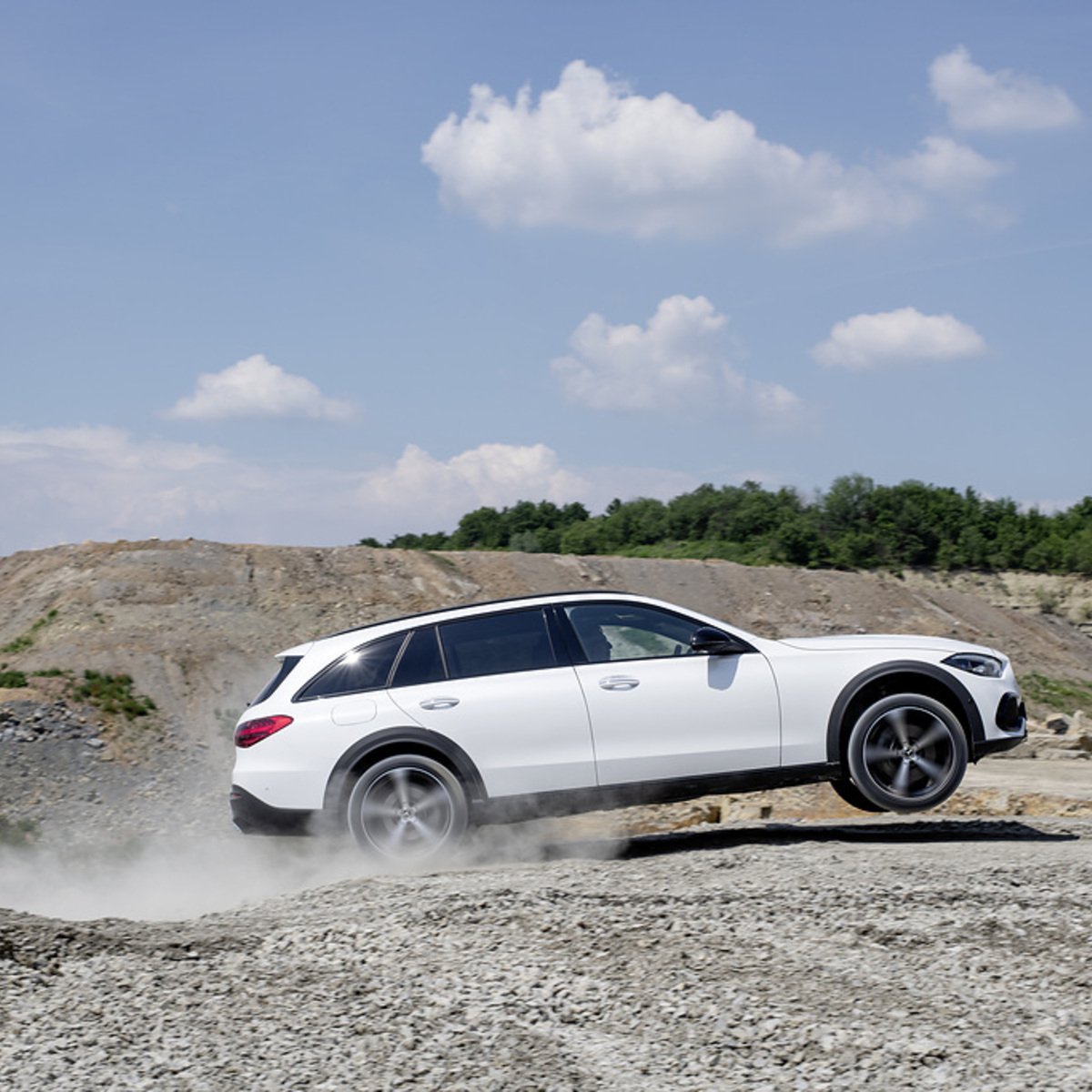 Mercedes Bringt C Klasse Als All Terrain Vehicle Heraus