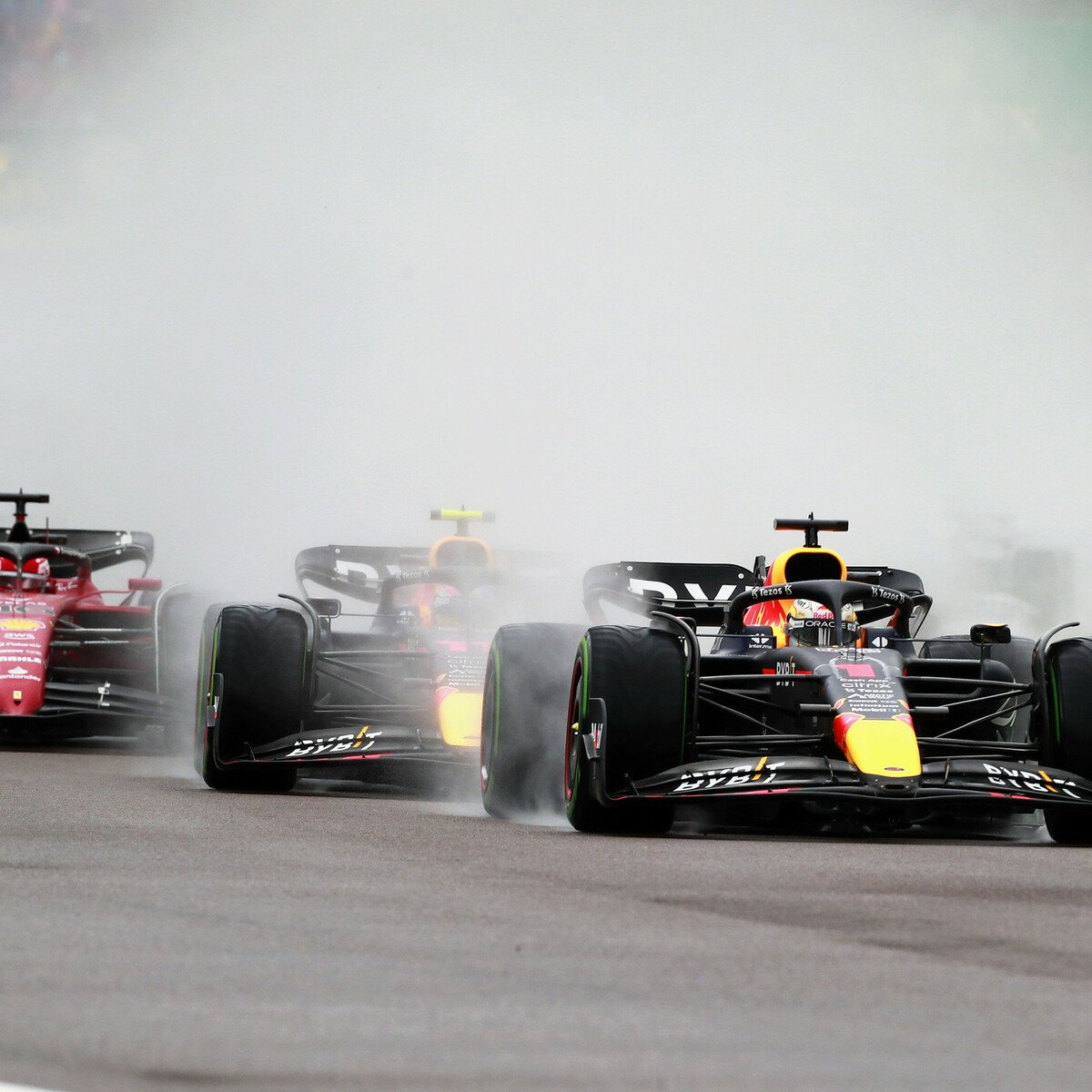 Formel 1 Imola Verstappen dominiert, Leclerc wirft Podium weg