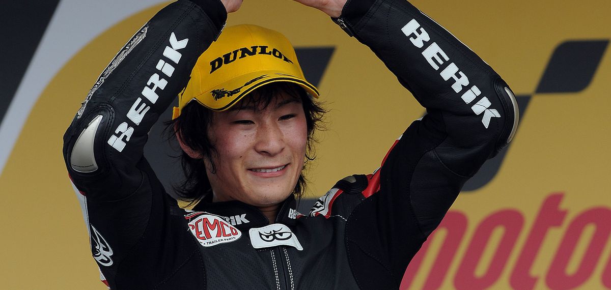 portrait-shoya-tomizawa-moto2