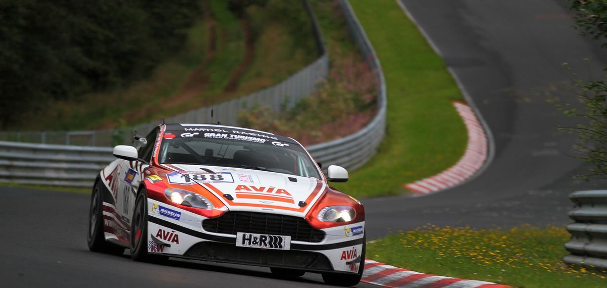 Avia Racing Livery AVIA racing glänzt erneut mit Klassenerfolg - NLS