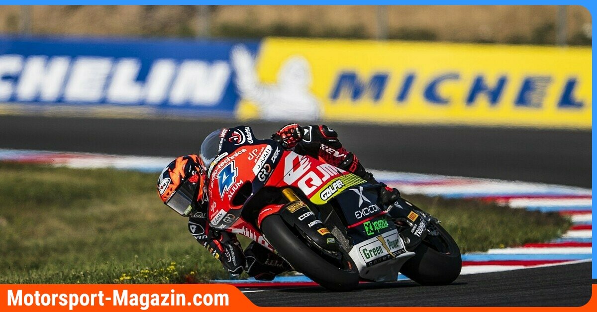Moto2-Trotz-Longlap-Penalty-Ivan-Ortola-gewinnt-Moto2-Krimi-in-Br-nn-gegen-David-Alonso