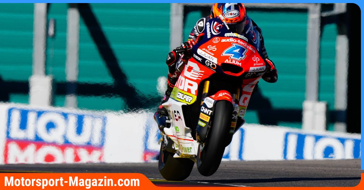 Moto2-am-Sachsenring-Ivan-Ortola-h-lt-Dani-Holgado-stand-David-Alonso-mit-Highsider