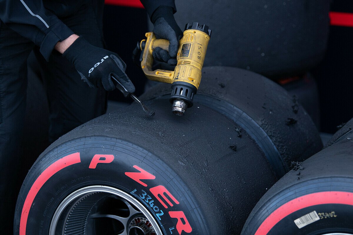 2 Paar Formel 1 ITES Auto Autodrahy Repro Reifen Hinterreifen 