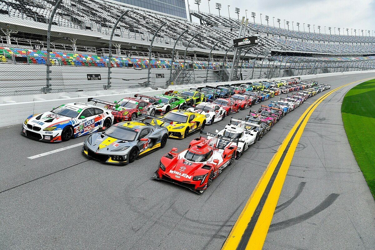 49 Rennwagen in fünf Klassen treten bei den 24h Daytona 2021 an
