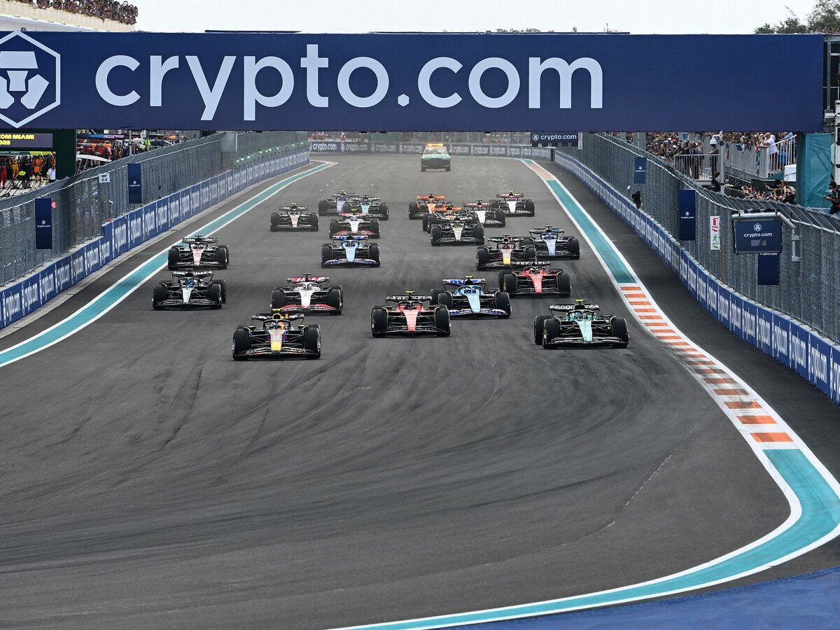 Formel 1 live Sky überträgt 2023 zwei Rennen auf YouTube