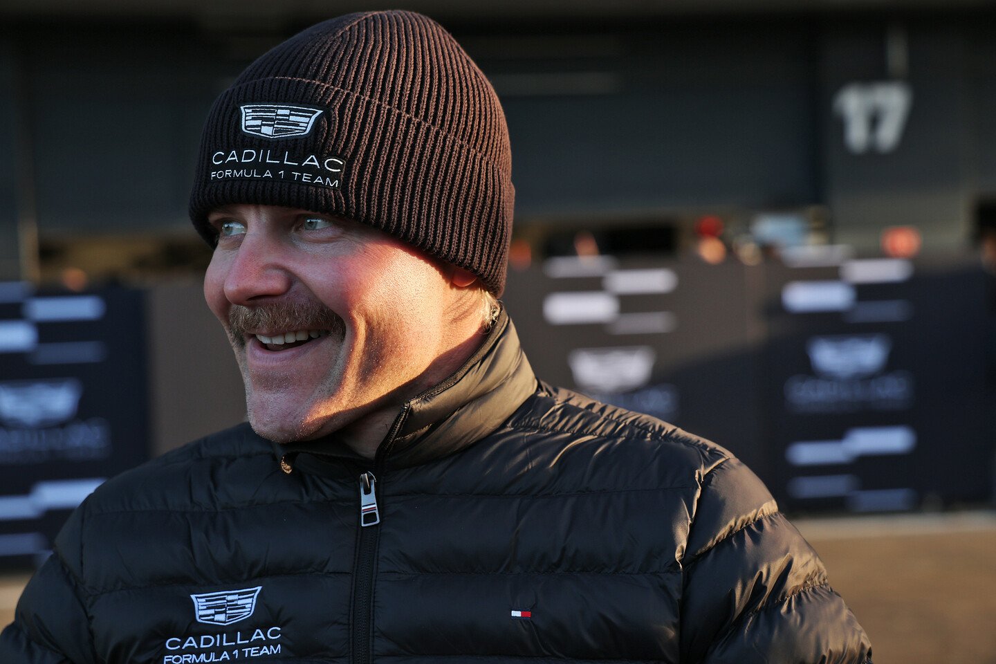 [Imagen: 1115733.jpg]