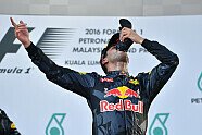 Podium - Formel 1 2016, Malaysia GP, Sepang, Bild: Sutton