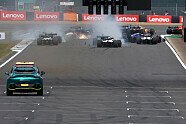 Horror-Startcrash - Formel 1 2022, Großbritannien GP, Silverstone, Bild: LAT Images
