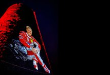 24h Nürburgring: Sabine Schmitz auf Nürburg projiziert: Wunderbare 24h-Aktion! 