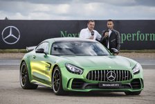 Auto - Lewis Hamilton im Mercedes-AMG GT R