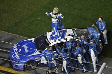 NASCAR Daytona 500: Stenhouse gewinnt nach Verlängerung