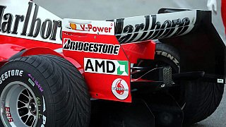 Ferrari ging bei der Heckflügelfrage bislang als einziges Team den Weg die Entplatten zu beschneiden, statt sie einfach rechteckig stehen zu lassen., Foto: xpb.cc