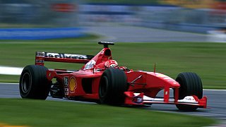 2000 Mit einem Ferrari-Doppelsieg eröffneten Michael Schumacher und Rubens Barrichello die roten Kanada-Festspiele der 2000er Jahre. Mit ihnen feierte Giancarlo Fisichella auf dem Podest., Foto: Sutton