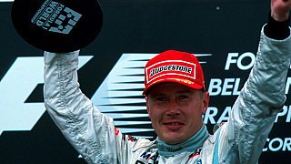 Video: Häkkinen vs. Schumacher Spa 2000