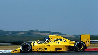 Video - Italien 1990: Warwick crasht spektakulär Video - Italien 1990: Warwick crasht spektakulär