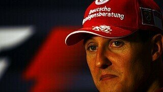 Daily Mail: "Triumphierend bis zum Letzten. Schumacher ist auf Titeljagd nach dem italienischen Schwanengesang.", Foto: Sutton