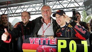 Blick: "Sebastian Vettel hat die Meisterprüfung bestanden.", Foto: Sutton