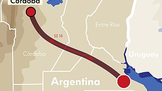 Etappe 14 · Samstag, 17. Januar 2009, Buenos Aires (Argentinien)–Santa Rosa (Argentinien), Verbindung: 224 km Prüfung: 227 km Verbindung: 341 km, Gesamt: 792 km. Die Landschaft: Es heißt, wer die nördlichen Vororte von Buenos Aires
nicht gesehen hat, kennt die Stadt nicht. Exakt hierher
führt die "Dakar"-Route die Teilnehmer zurück zum
Ausgangsort: von Córdoba entlang des Tigre-Deltas
mit den lehmbraunen Fluten des Río Paraná. Das Delta
sorgt für eine hohe Versandung, jährlich schiebt sich
die Mündung des Paraná 40 Meter in den Atlantik vor.
Die Tagesroute: Die "Dakar"-Premiere in Südamerika endet dort, wo sie
begonnen hat: in der legendären Pampa. Nach zwei
Wochen auf unterschiedlichstem Terrain finden die Teilnehmer
auf dem letzten, 792 Kilometer langen Teilstück
vor dem Rallye-Ziel wieder vertrautes Gelände vor.
Erneut stehen lange und schnelle Geradeaus-Abschnitte
auf der Agenda – ähnlich denen zu Beginn der Rallye., Foto: VW Motorsport
