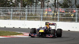 Vettel vs. Webber. Das erste Qualifying als alter und neuer Weltmeister - das erste Qualifying bei dem kein Red Bull an erster Steller steht. Ausgerechnet in Korea, wo Red Bull nach dem Fahrertitel nun auch den Konstrukteurtitel feiern möchte, kamen Sebastian Vettel und Mark Webber ins Stolpern. Rund zwei Zehntel trennten den Weltmeister vom Platz an der Sonne. Bei Teamkollege Mark Webber waren es sogar sechs Zehntelsekunden. Denn Rennsieg hat Vettel deshalb aber noch nicht abgehakt, denn für das Rennen hat sich der Deutsche die harten Reifen gespart. "Mal sehen, ob diese Strategie im Rennen aufgeht", hoffte Vettel. Neuer Stand Vettel gegen Webber - 13 : 3, Foto: Sutton