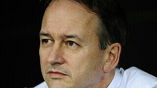 Neale vermutet Telefonnummern-Gehalt für Lowe