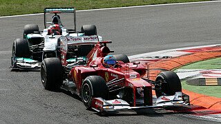 Einer der zahlreichen Rekorde Michael Schumachers ist Geschichte. Fernando Alonso überholte den siebenmaligen Weltmeister in der ewigen Bestenliste der erzielten Punkte und hält nun bei 1.571 Zählern. Motorsport-Magazin.com präsentiert die Top-10 der Punktehamster der Formel 1., Foto: Sutton