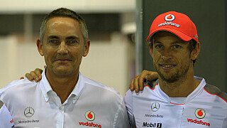 Button steht hinter Whitmarsh