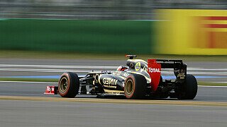 Der Iceman ist gekommen, um zu bleiben. Kimi Räikkönen wird seine zweite Formel-1-Karriere fortsetzen. Lotus gab einen Tag nach dem Indien GP bekannt, dass der Finne auch 2013 im schwarz-goldenen Boliden an den Start gehen wird. "Es hat euch gefallen, dass Kimi dieses Jahr zu Lotus gestoßen ist?", tauchte als Frage in einem Video des Teams auf. "Dann wird es euch im nächsten Jahr noch mehr gefallen." 