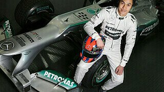 Jaafar: Demofahrt im Formel 1-Boliden