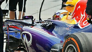 Sebastian Vettel, Red Bull: "Es hat gerade so gereicht, um ins Q3 zu gelangen. Dort ist die Strecke abgetrocknet und es war klar für uns, dass wir die Reifen wechseln mussten, das haben wir richtig gemacht. Morgen hängt sehr viel von den Reifen ab. Wir wissen, dass unser Auto schnell ist, leider sind die Reifen nicht so schnell wie unser Auto. Wir müssen schauen, dass wir sie zusammenbekommen und den richtigen Ansatz haben, damit wir im Ziel auf der gleichen Position sind wie beim Start.", Foto: Sutton