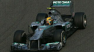 Hamilton schnappt sich Pole in Shanghai