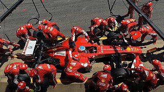 Spanien GP: Das Duell in der Boxengasse Spanien GP: Das Duell in der Boxengasse