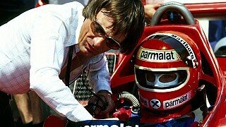 Rote Kappe, klare Worte: Niki Lauda wird 65. Jahre alt! Motorsport-Magazin.com blickt auf sein bewegtes Leben zurück., Foto: Sutton
