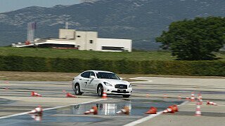 Video - Vettel & Buemi lösen Angstschreie aus Video - Vettel & Buemi lösen Angstschreie aus