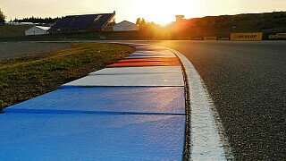 Video - Auffahrunfall im Moto2-Warm-Up