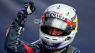 Sebastian Vettel: Meine Siege 2011 und 2012 waren schöne Momente hier. Singapur ist eines der härtesten Rennen des Jahres, und um ehrlich zu sein, hier zu gewinnen ist ein großartiger Moment und du weißt, dass du den Champagner verdient hast., Foto: Red Bull