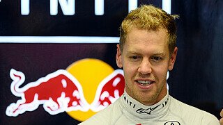 Sebastian Vettel: "Ich habe mich im Auto sehr wohl gefühlt und dann kann man das Auto auch fliegen lassen. Alles in allem war es ein sehr produktiver Tag. Ich hatte auf beiden Mischungen einen guten Schuss, wobei ich länger auf dem härteren draußen geblieben bin. Ich denke, wir sind ganz gut aufgestellt.", Foto: Sutton