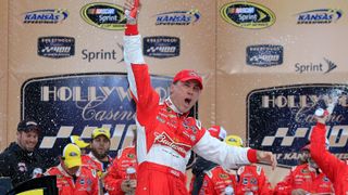 Hollywood Casino 400 - 30. Lauf Hollywood Casino 400 - 30. Lauf