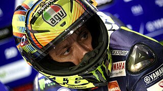 Katar GP - Rossi sorgt mit LED-Helm für Aufsehen Katar GP - Rossi sorgt mit LED-Helm für Aufsehen