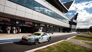 Mücke in Silverstone auf dem Podium