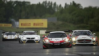 Nass und trocken: Vanthoor im Warm-up vorne