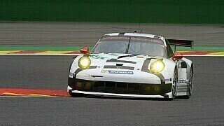 GT: Porsche nach sehenswerter Aufholjagd Zweiter