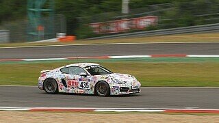 Karch mit packenden Kampf in der Eifel