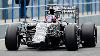 Jerez - Red Bull ohne Frontflügel Jerez - Red Bull ohne Frontflügel
