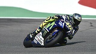Rossi kämpft sich auf Rang drei vor